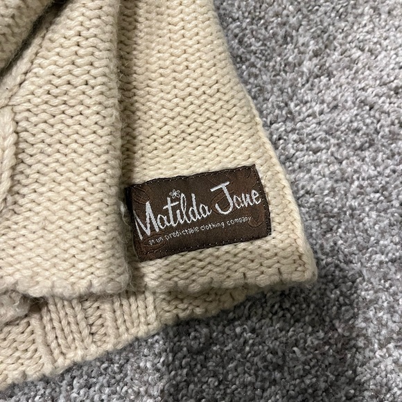Matilda Jane | Wool Vintage Cardigan Sweater - Picture 3 of 4